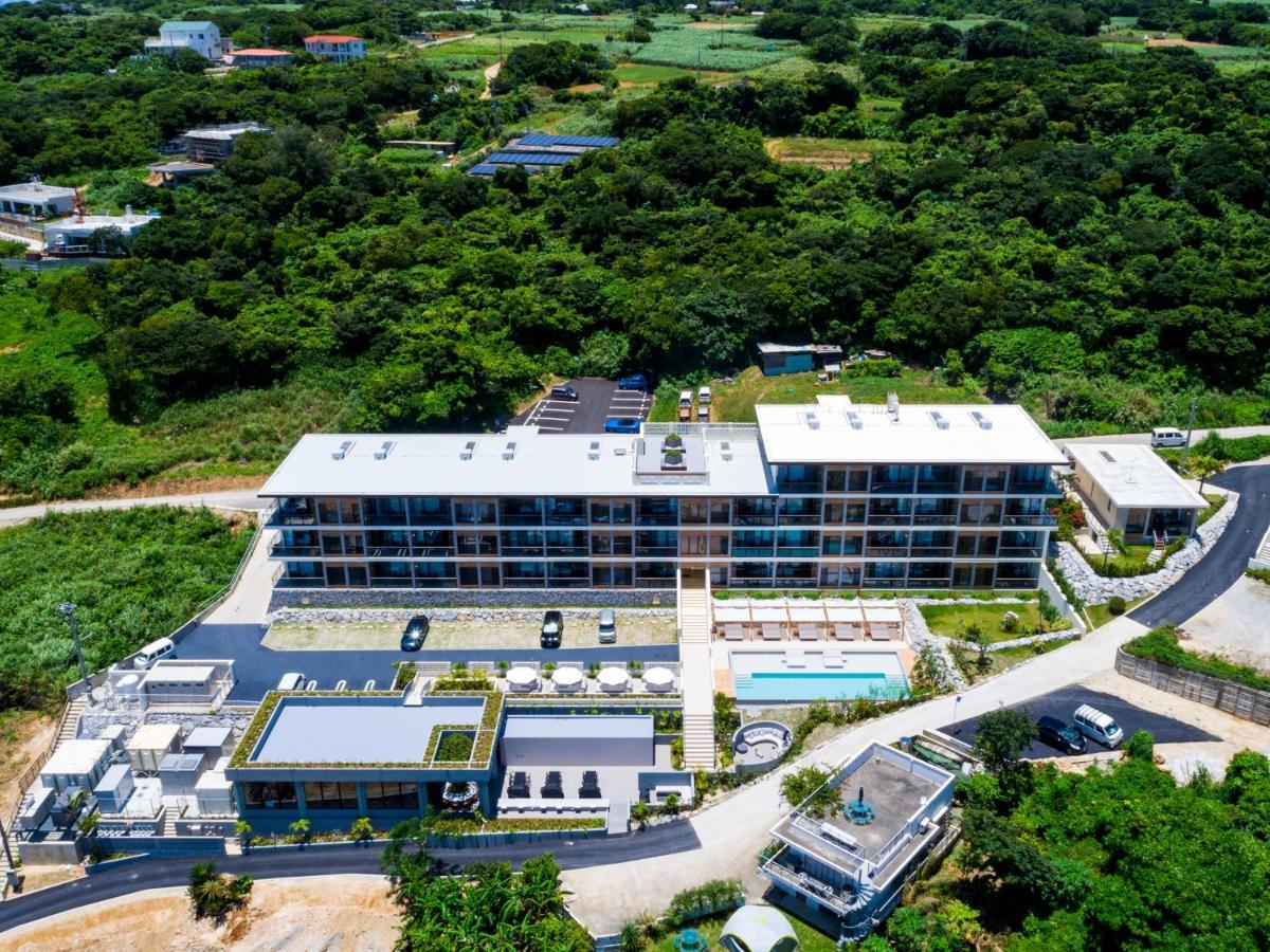 Away Okinawa Kouri Island 酒店 5*